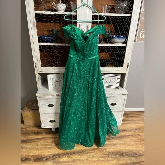 Emerald Green dress size 10